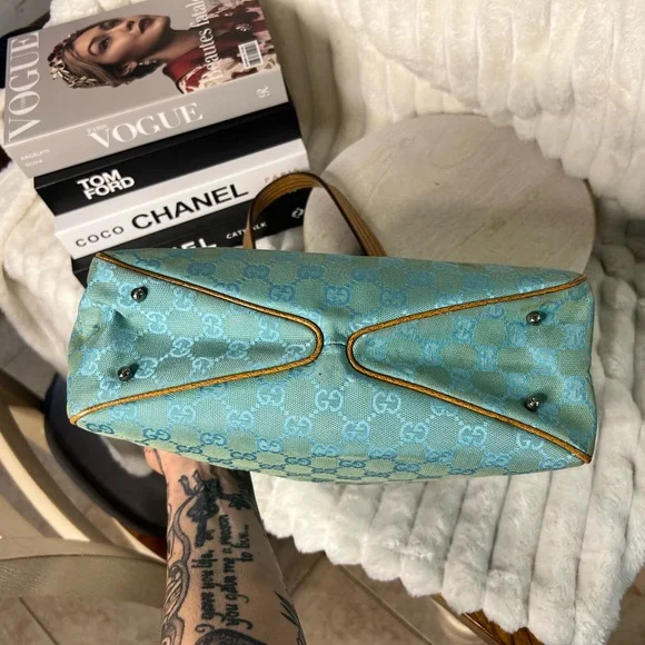 Gucci GG Blue Canvas Tote with Brown Leather Trim with COA - Picture 5 of 15